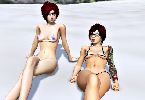 Deux jumeaux reheaded chaudes en bikini serre se faire bronzer